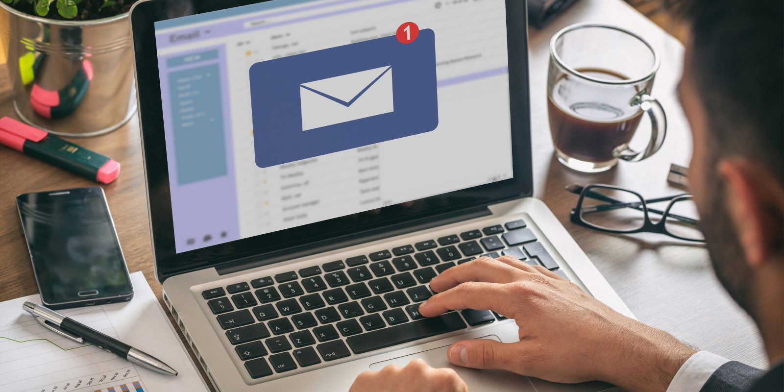 HubSpot Emailing : le guide complet 2026 pour créer, envoyer & optimiser vos campagnes